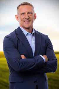 Pete Johannsen 300x450